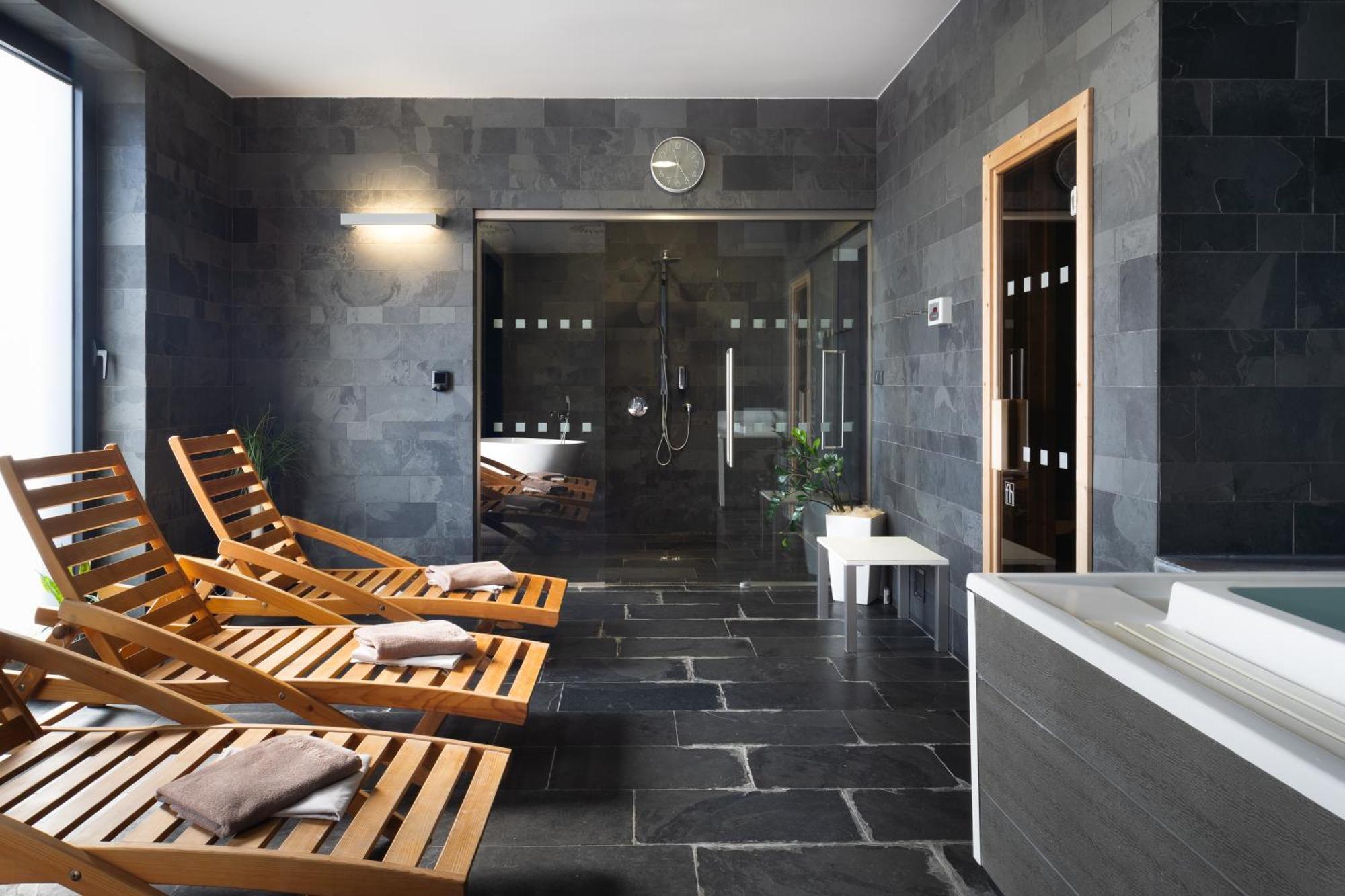Fabrika Hotel Humpolec Ngoại thất bức ảnh
